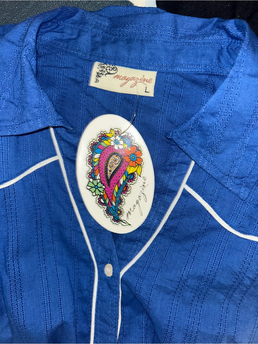 NWT Magazine Royal Blue Button-Down Shirt with White Piping Sz L - Picture 5 of 5
